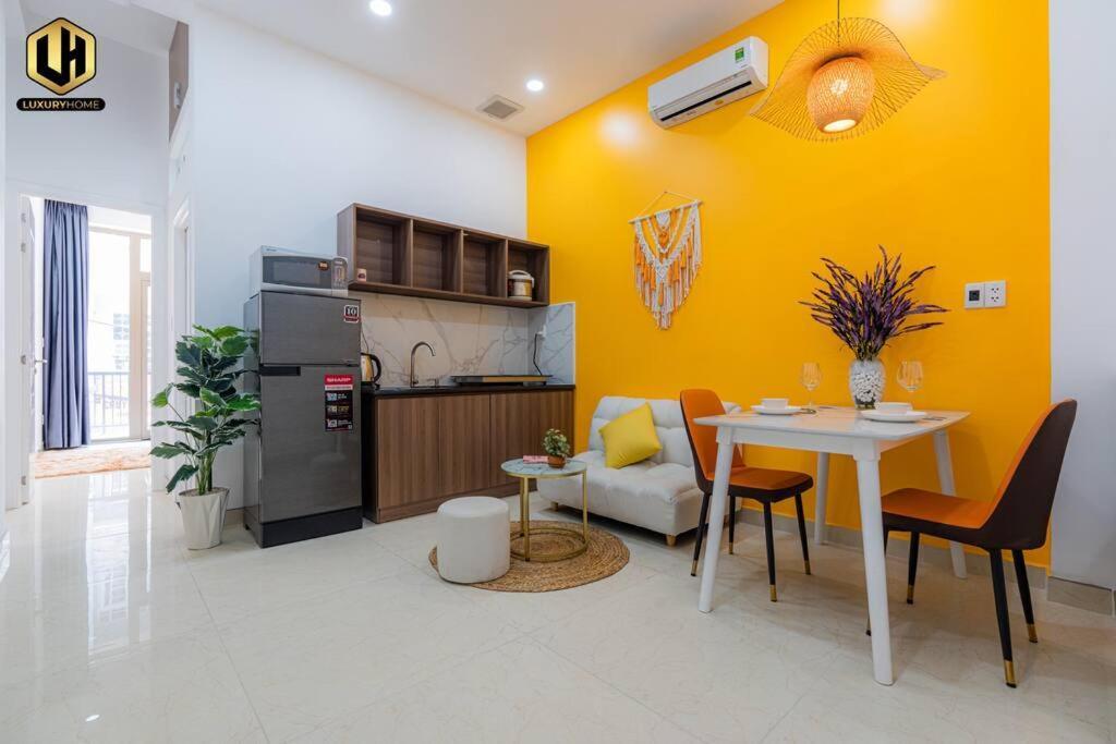 Luxury Home Sai Gon 2 Ho Chi Minh City Exterior photo