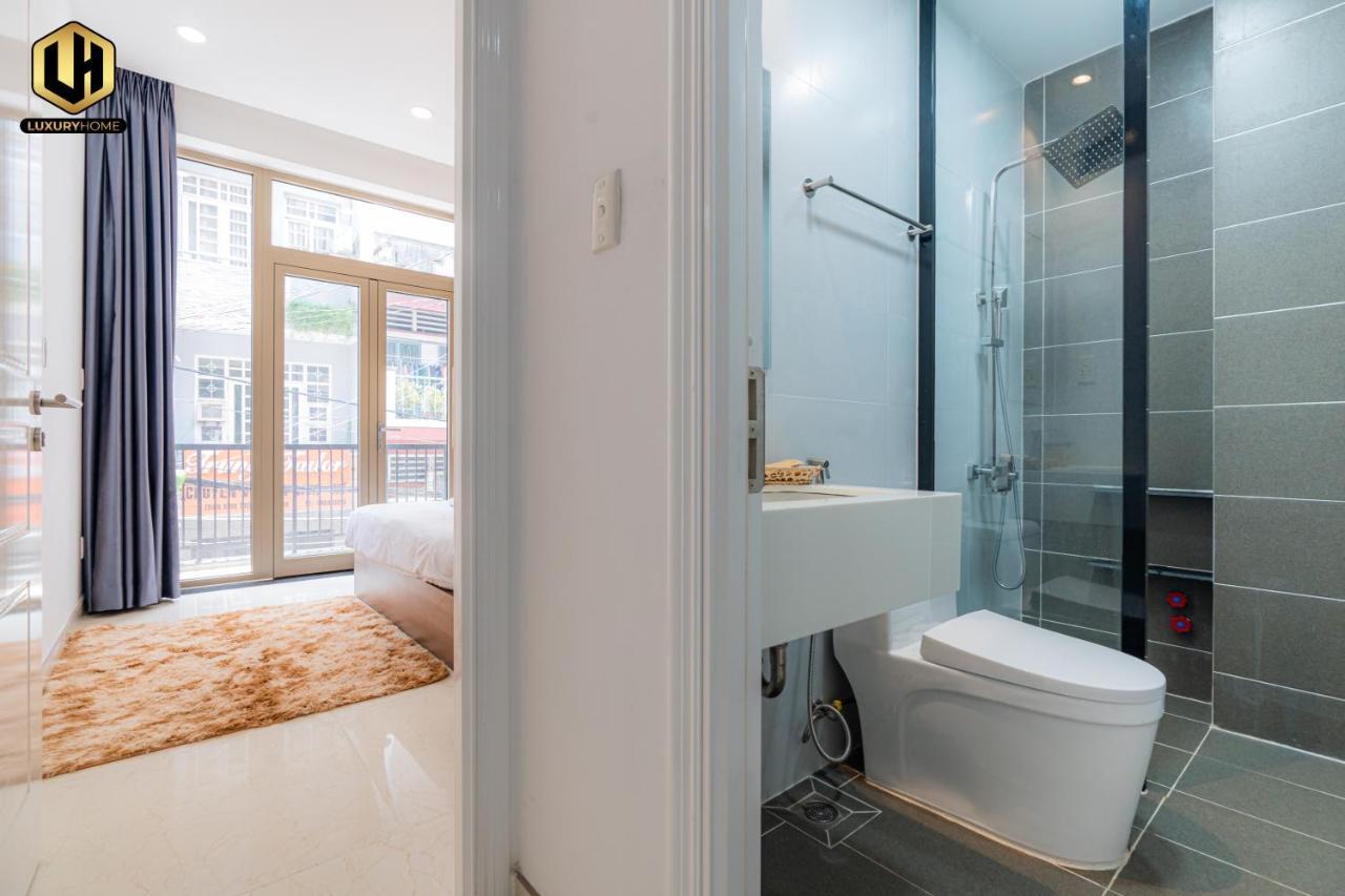 Luxury Home Sai Gon 2 Ho Chi Minh City Exterior photo