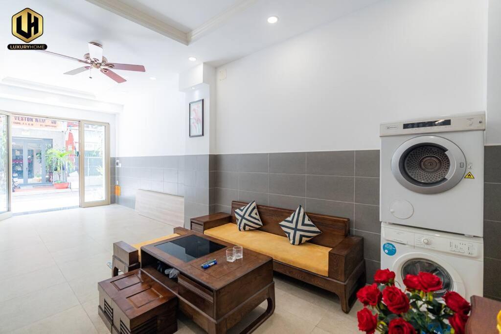 Luxury Home Sai Gon 2 Ho Chi Minh City Exterior photo
